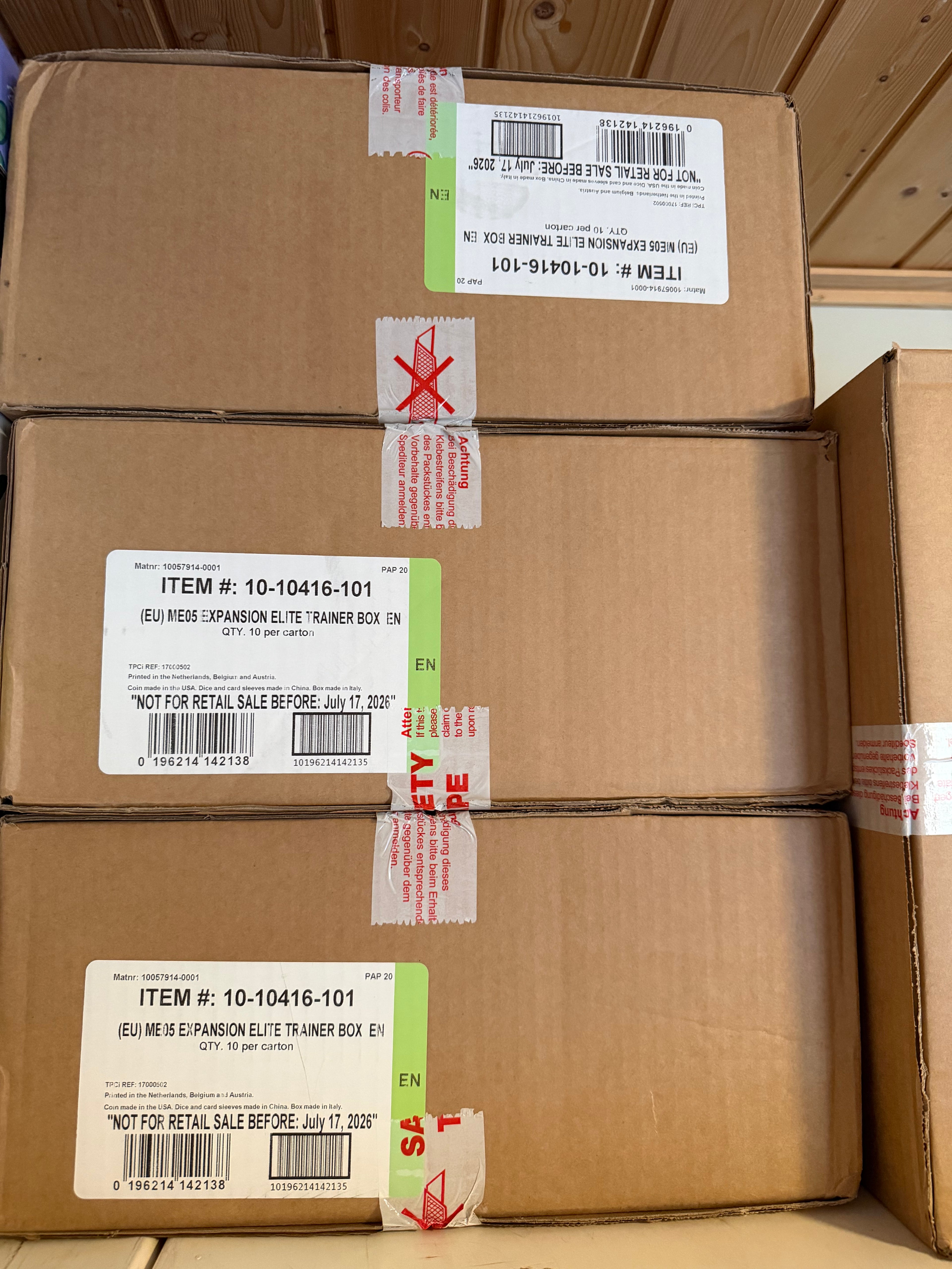 Pitch Black - Elite trainer box sealed case (10x etb)